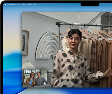 MacBook Prol oleva videok?ne animatsioon, kus naine n?itab kahele k?nes olevale inimesele kangaid, Center Stage hoiab teda ringi liikudes kaadri keskel